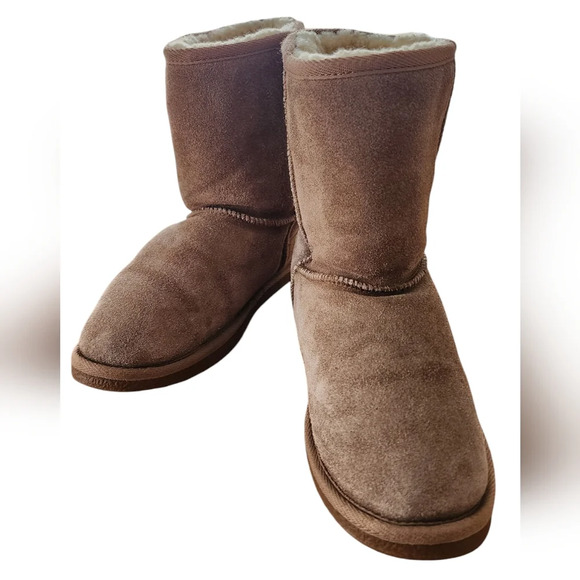 BIOTIME Genuine Shearling Sheepskin Boots Size 7 - Picture 1 of 13